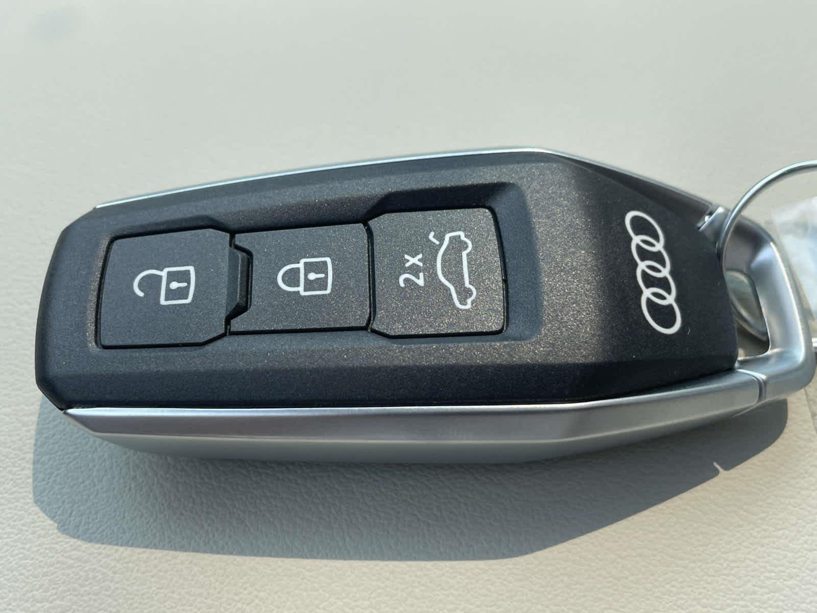 New 2026 0E0E/Black Audi Premium Plus image 5