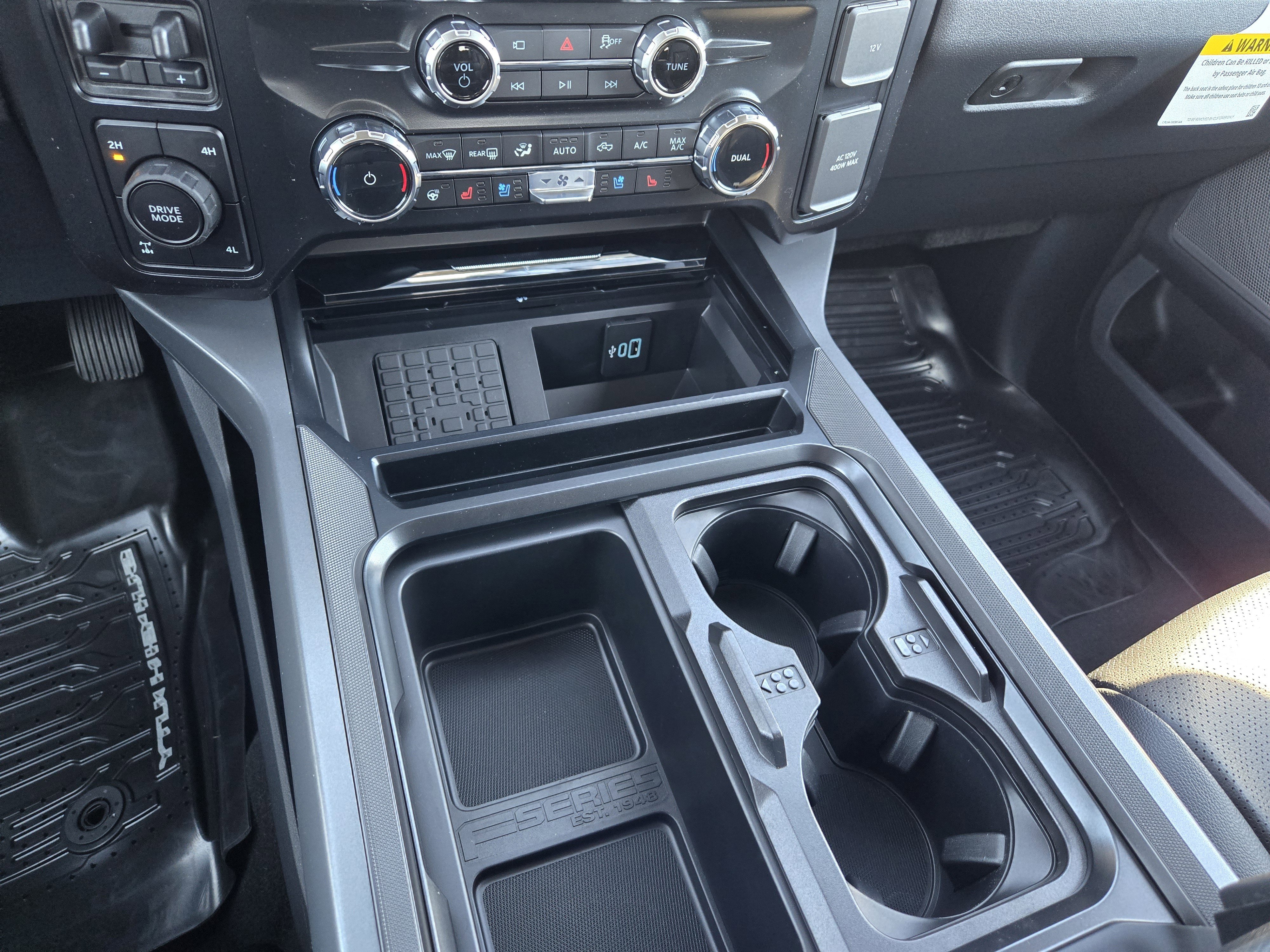 New 2026 Star White Ford F-250 Lariat image 13