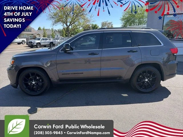 Used 2015 Gray Jeep Summit image 8