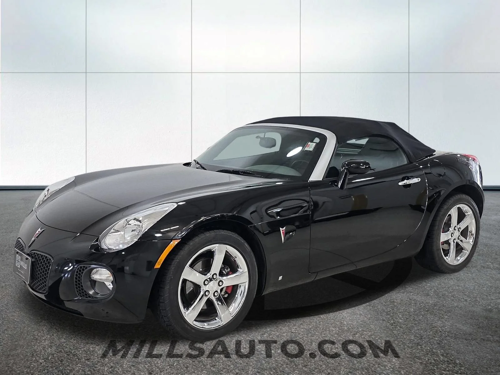 Used 2009 Pontiac Solstice GXP with VIN 1G2MT35X99Y101346 for sale in Willmar, Minnesota