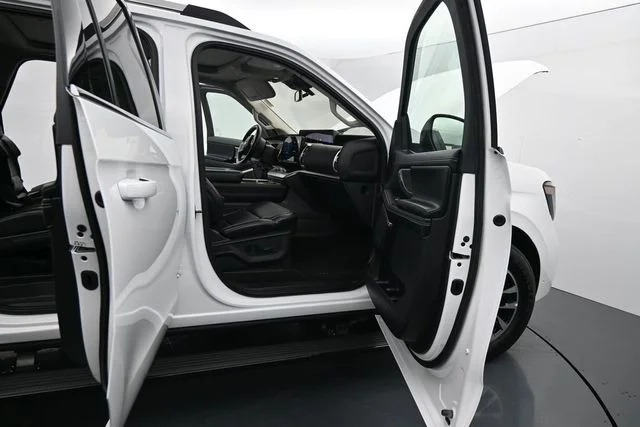 Used 2025 White Ford Platinum image 13