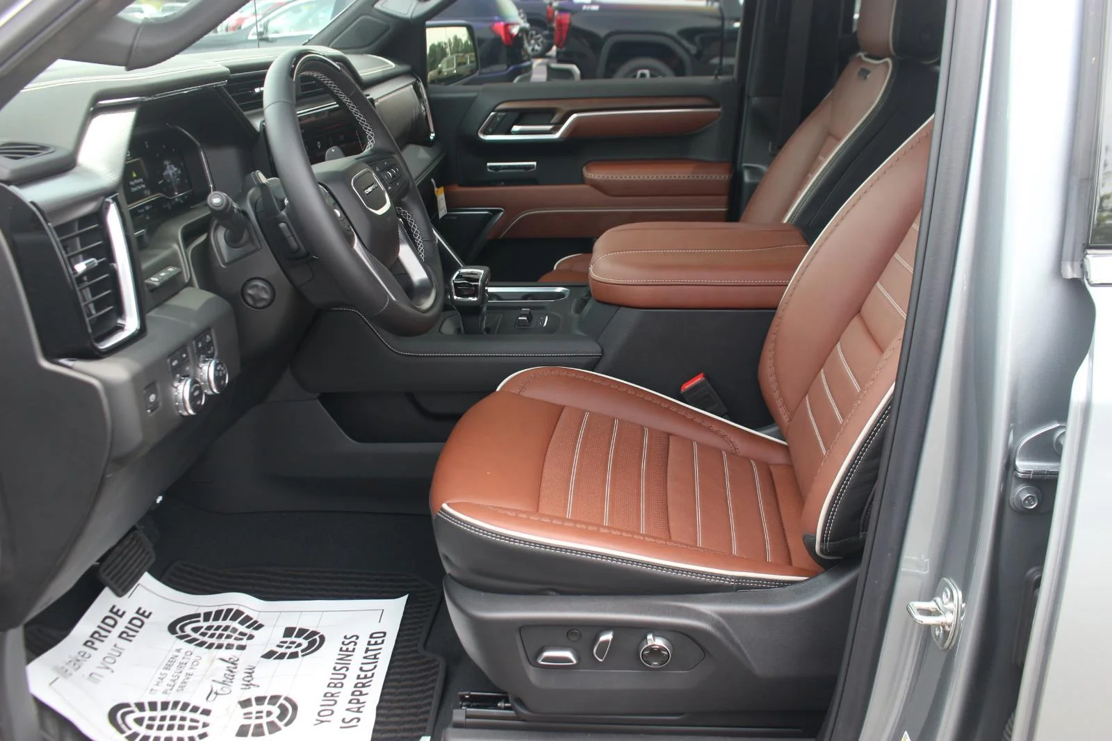 Used 2025 Sterling Metallic GMC Denali Ultimate image 11