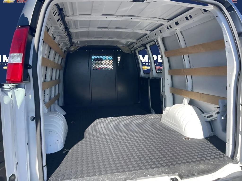 Used 2023 Summit White GMC Work Van image 21