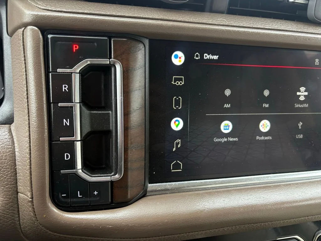 Used 2022 Hunter Green GMC Denali image 26