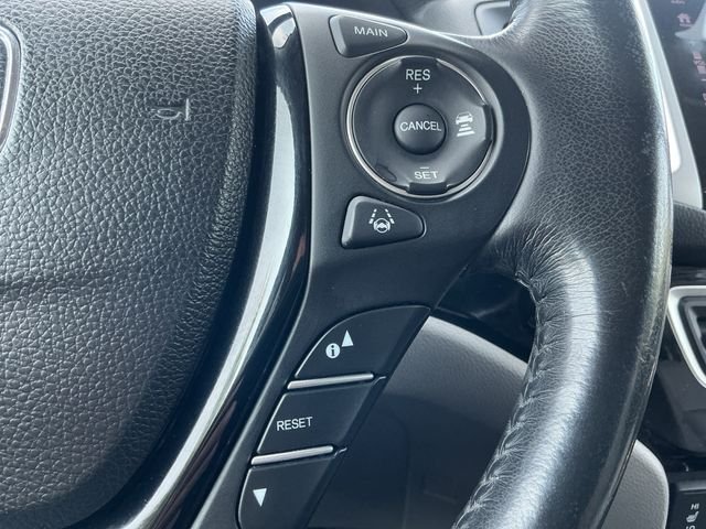 Used 2017 Black Honda Touring image 17