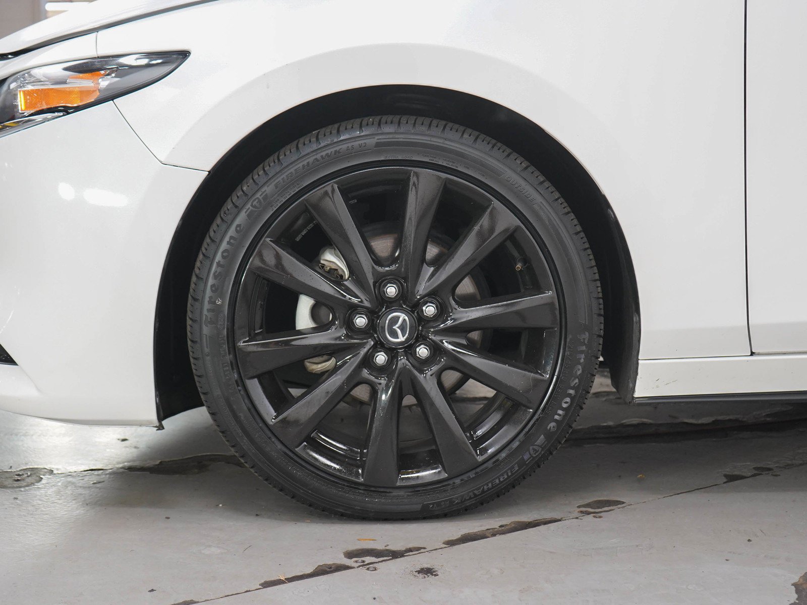 Used 2024 Snowflake White Pearl Mica Mazda 2.5 S Preferred Package image 28