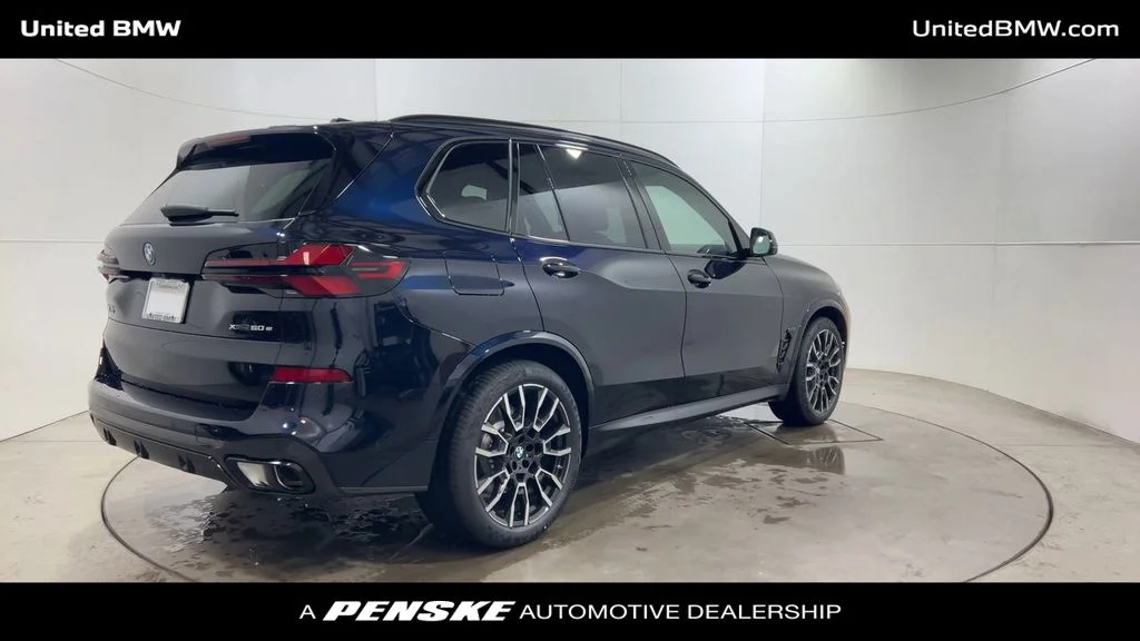 2026 BMW X5 50e - Photo 8