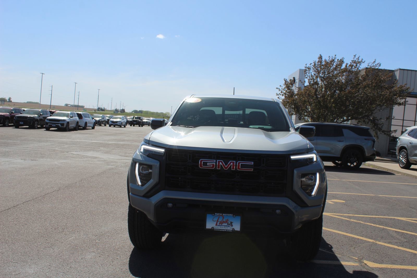 New 2026 Sterling Metallic GMC Elevation image 6