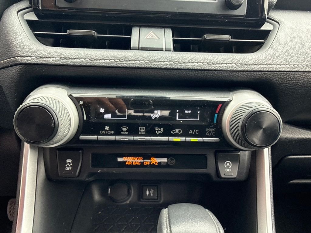 Used 2019 Magnetic Gray Metallic Toyota LE image 14