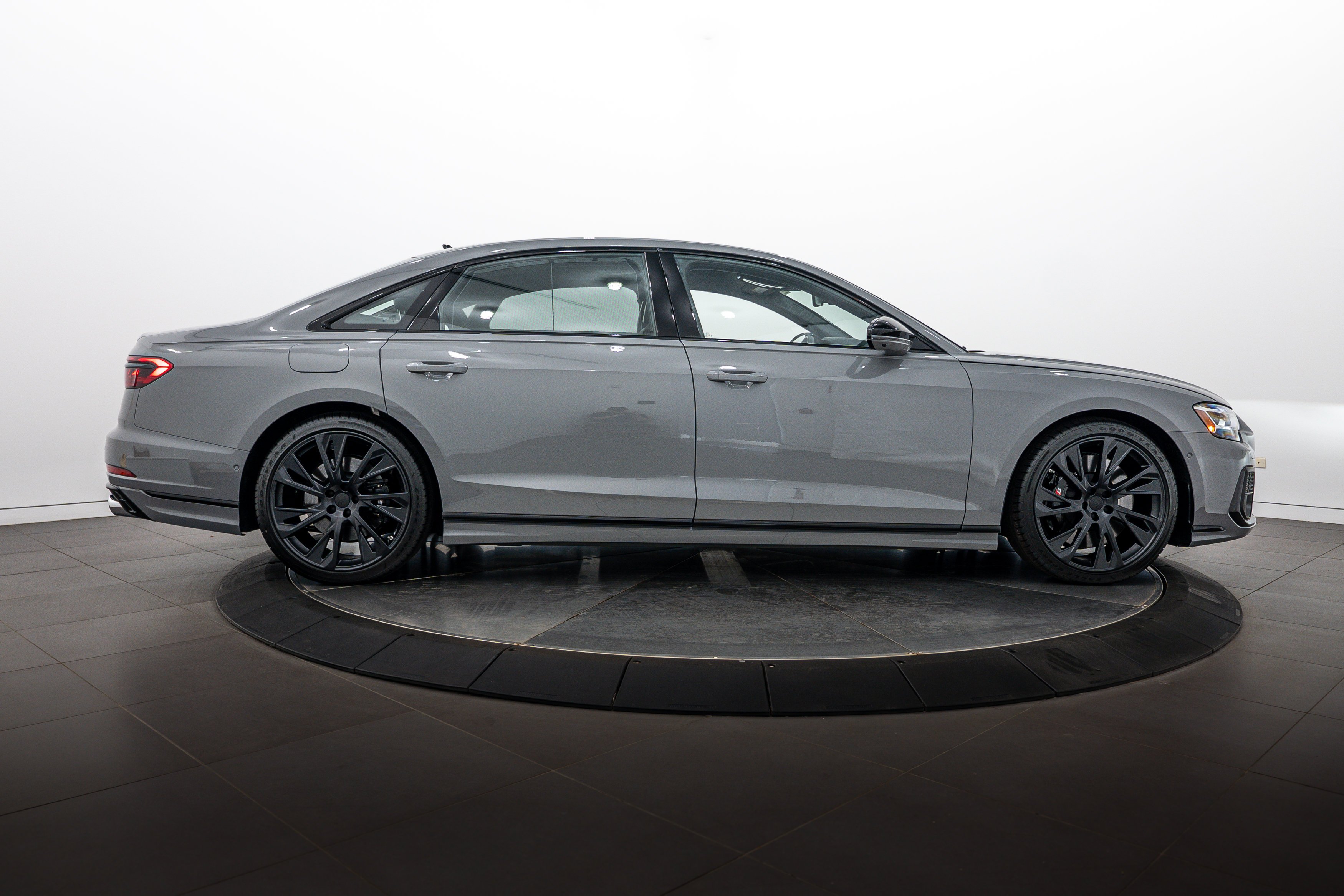 New 2026 Gray Audi 4.0T image 3