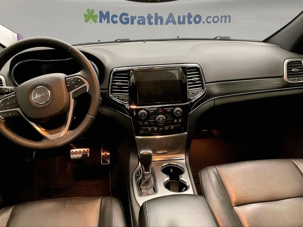 Used 2020 Gray Jeep Limited image 9