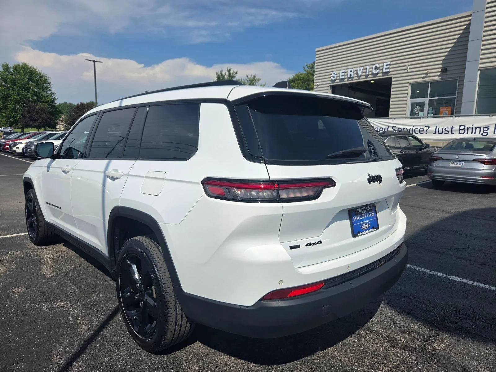 Used 2021 Bright White Clearcoat Jeep Altitude image 6
