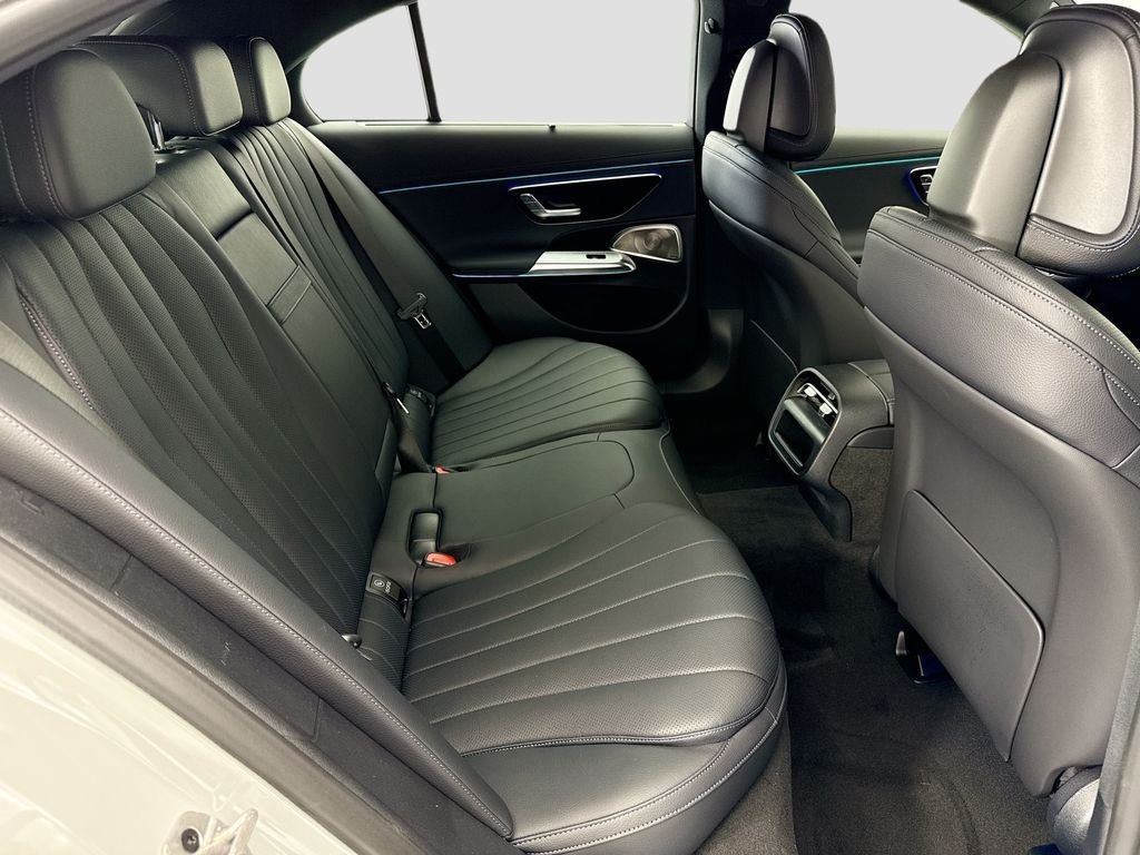 New 2026 MANUFAKTUR Alpine Grey Mercedes-Benz E 350 image 21