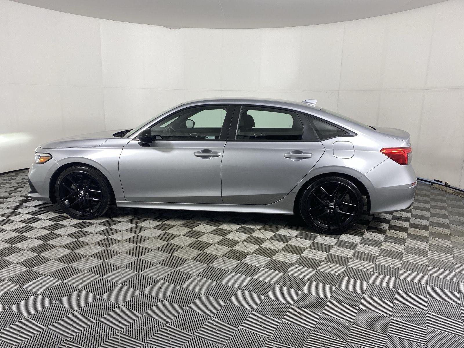 Used 2024 Lunar Silver Metallic Honda Sport image 4