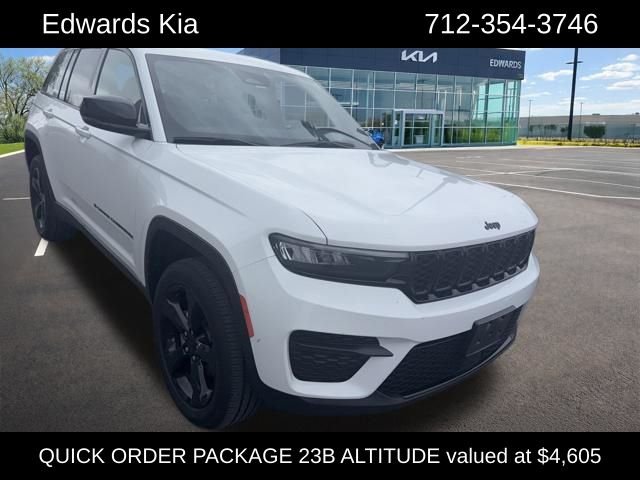 2023 Jeep Grand Cherokee Altitude