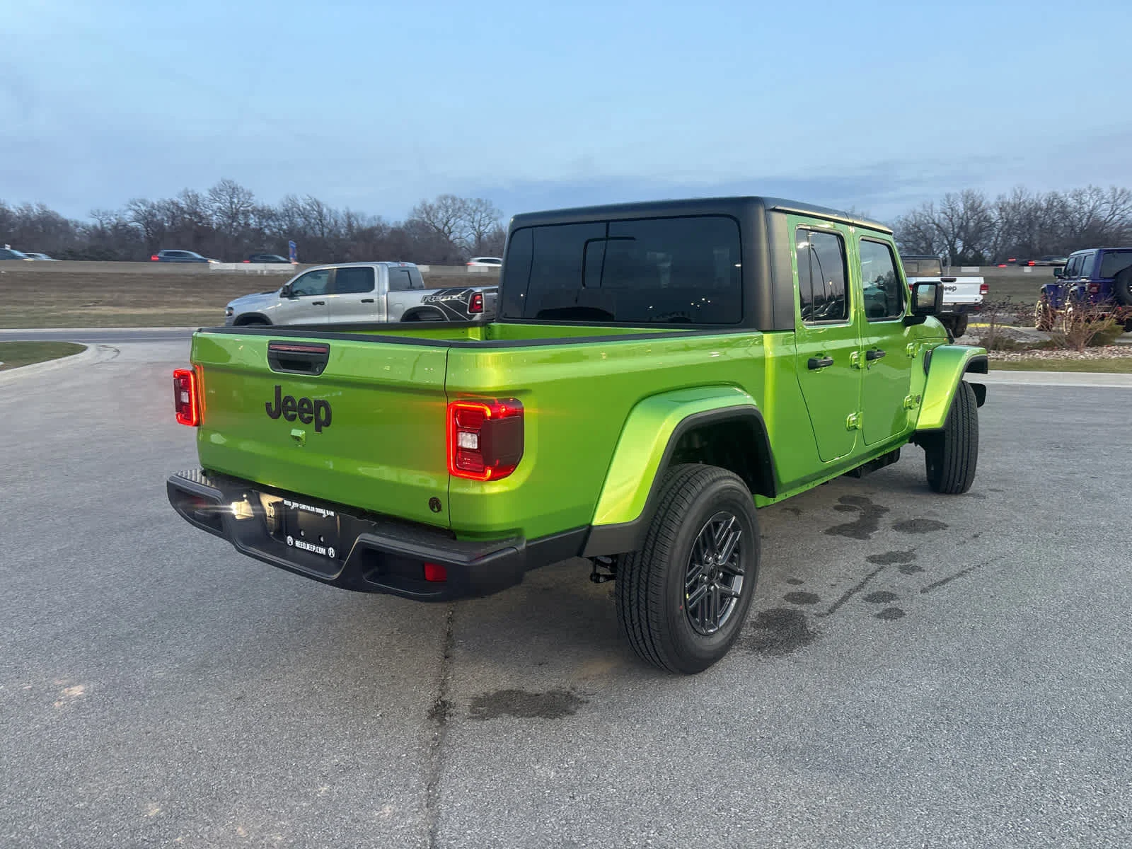 New 2026 Mojito Exterior Paint Jeep Sport S image 9