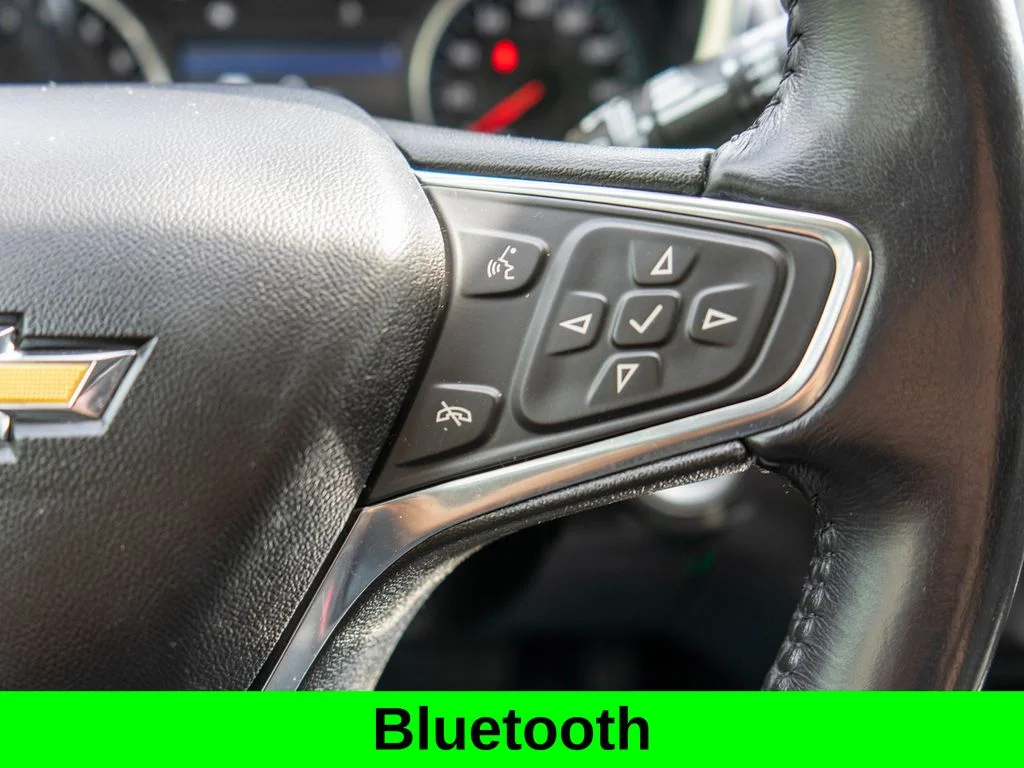 Used 2021 Silver Chevrolet LT image 18