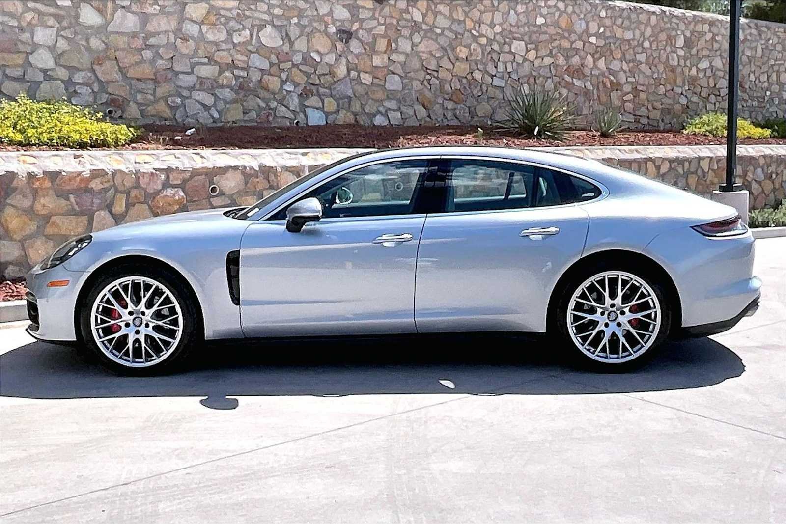 Certified Used 2022 Dolomite Silver Metallic Porsche 4S image 2