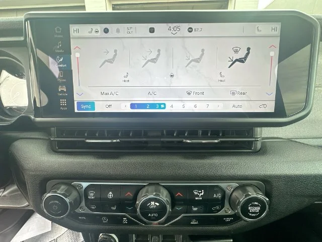 Used 2024 Red Jeep Sport S image 21