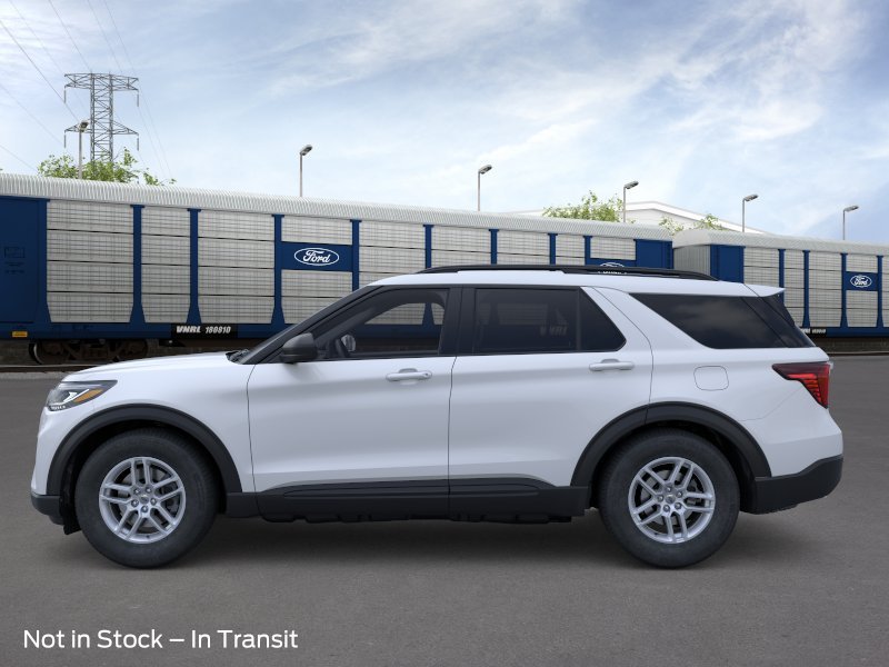 New 2026 Space White Metallic Ford Active image 3