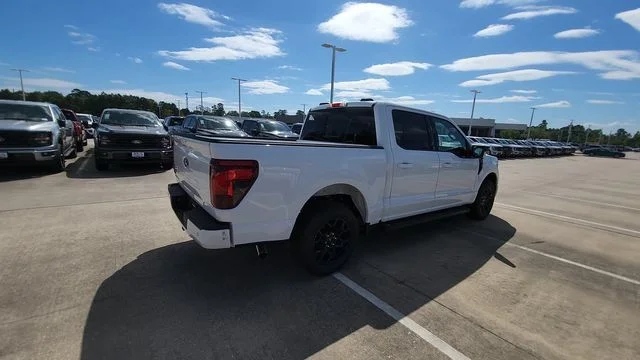 New 2026 Oxford White Ford XLT image 12