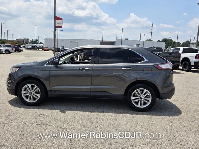 Used 2017 Gray Ford SEL image 4