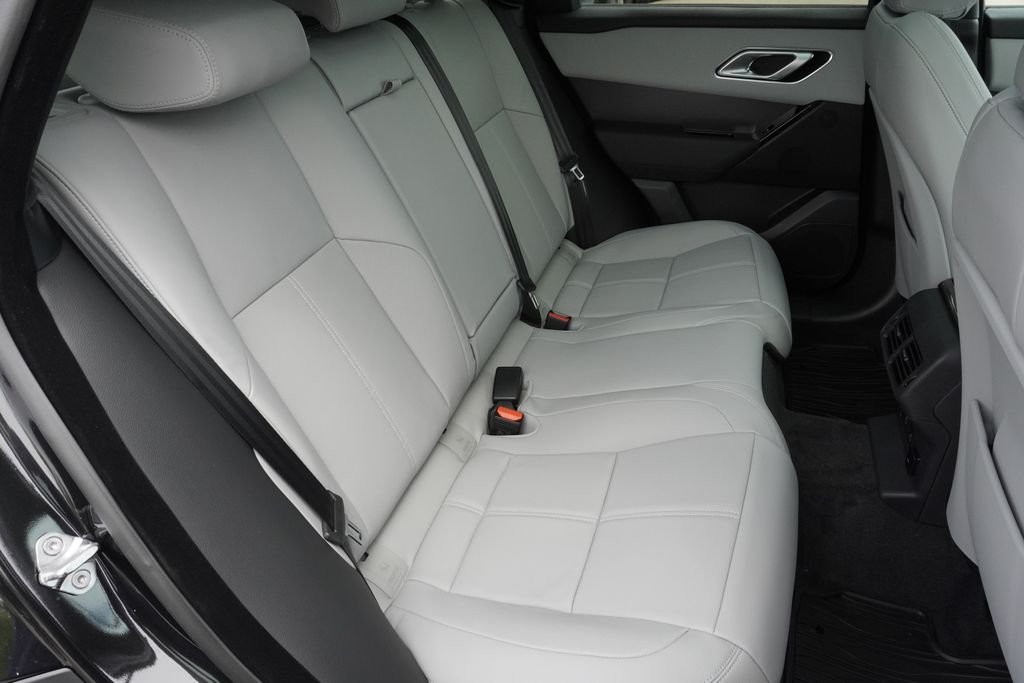 New 2026 Santorini Black Land Rover S image 27