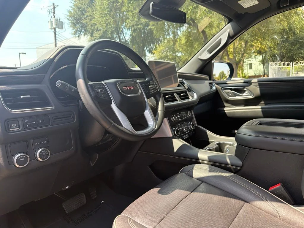 Used 2023 Black GMC SLT image 19