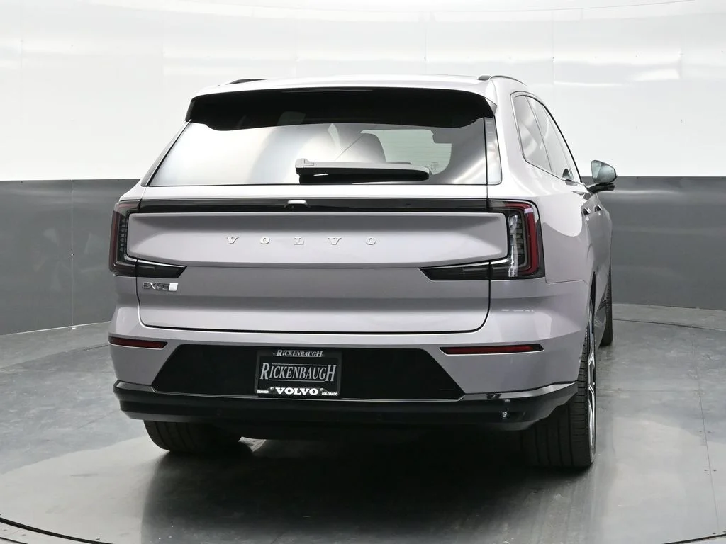 New 2026 Aurora Silver Volvo Ultra image 6