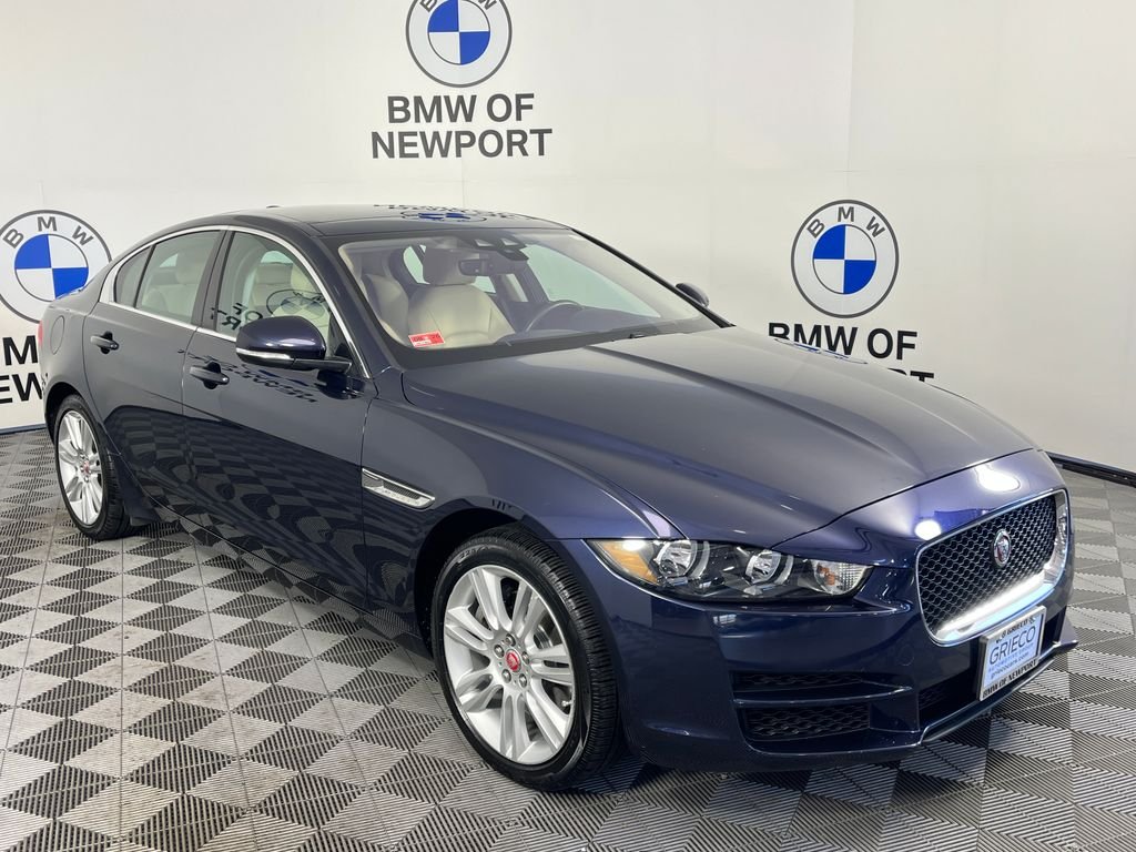 2019 Jaguar XE 25t Premium AWD's photo