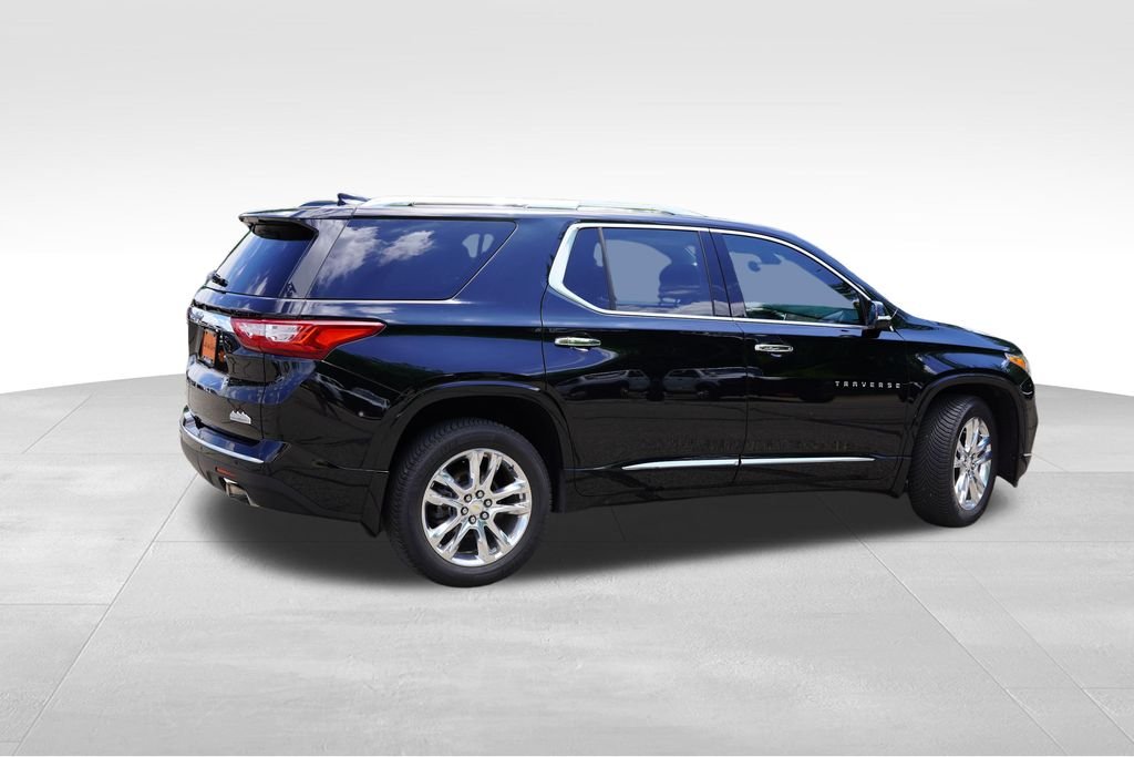 Certified Used 2018 Mosaic Black Metallic Chevrolet High Country image 4