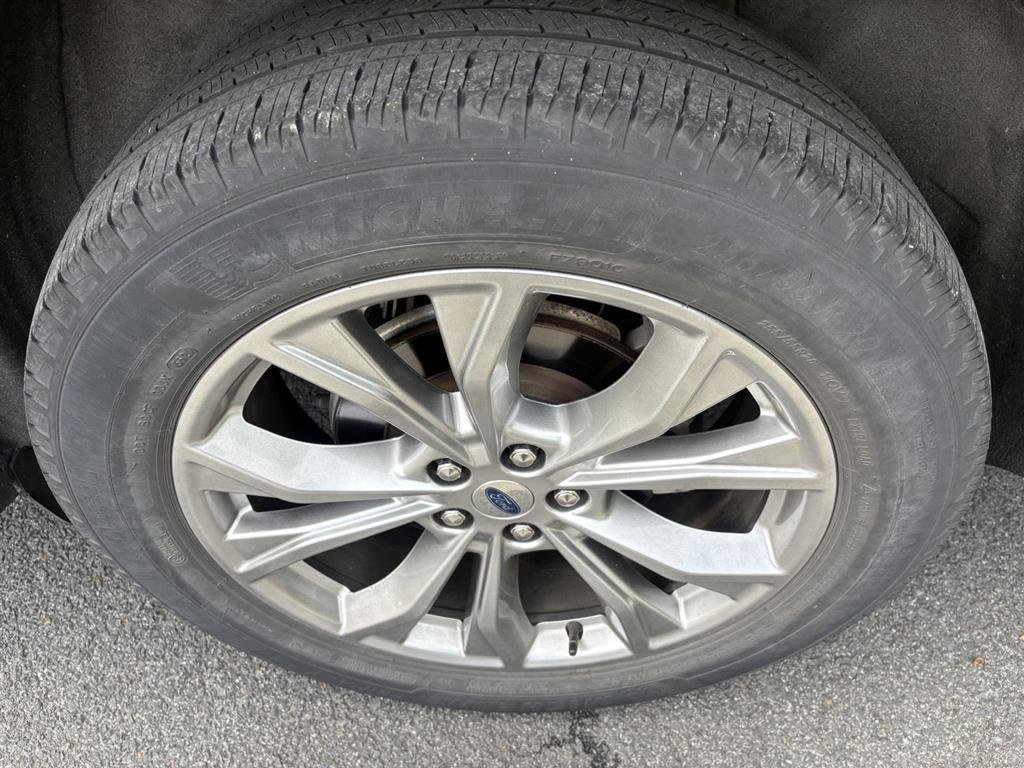Used 2021 Forged Green Ford XLT image 11