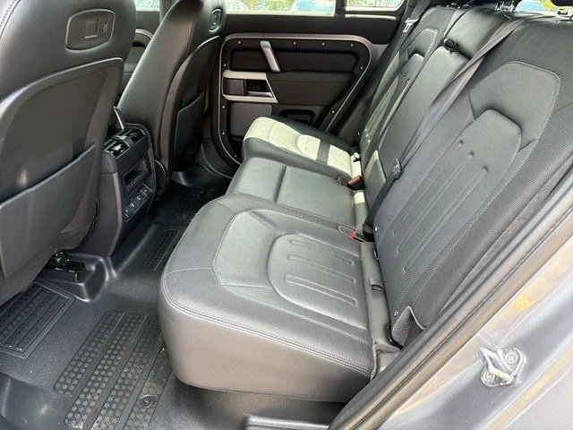 Used 2021 Gray Land Rover X-Dynamic SE image 26