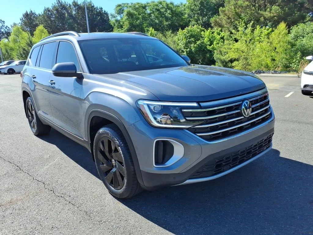 2024 Volkswagen Atlas 2.0T SE w/Tech's photo