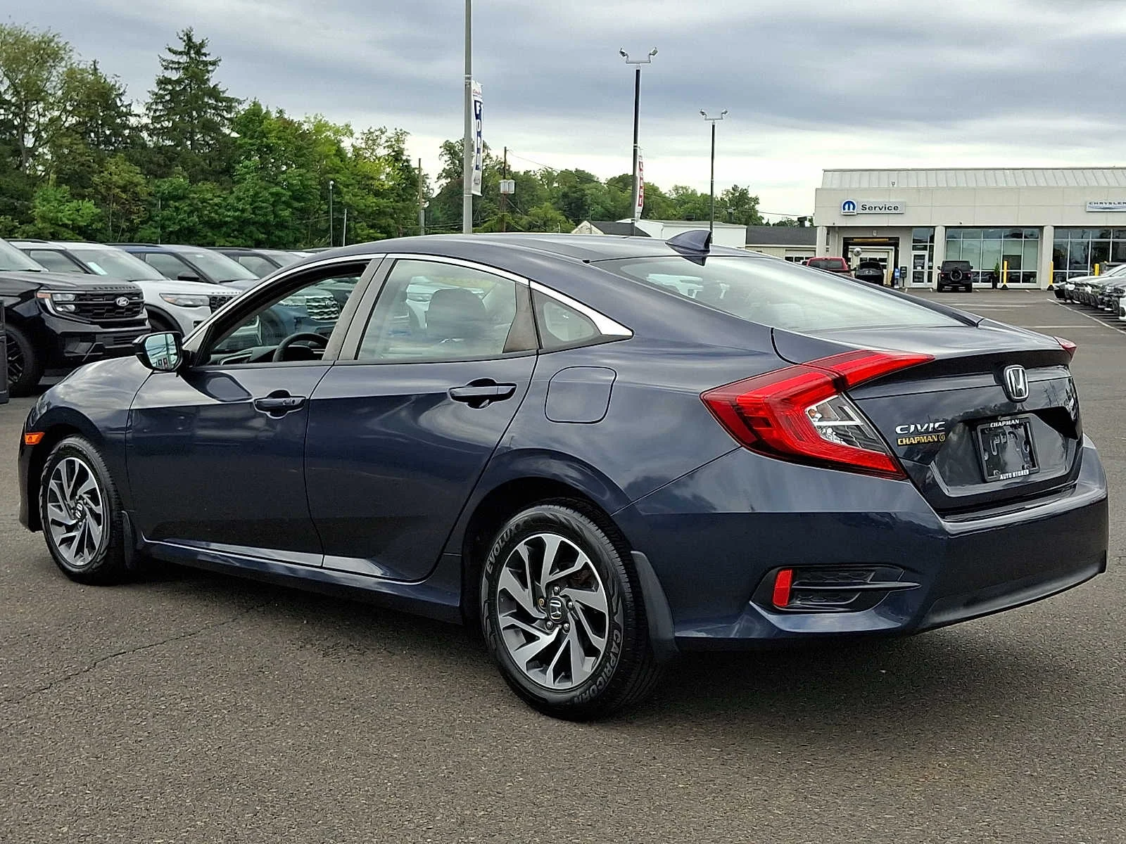 Used 2017 Modern Steel Metallic Honda EX image 4