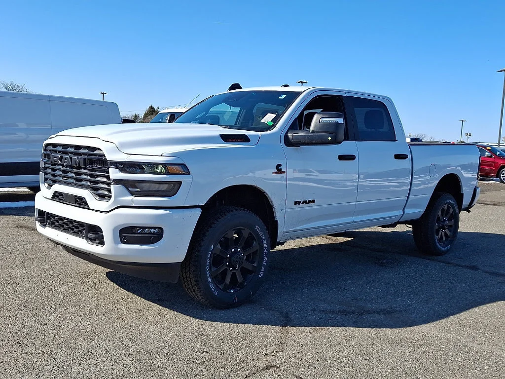 New 2026 Bright White Clear-Coat Exterior Paint RAM Big Horn image 4