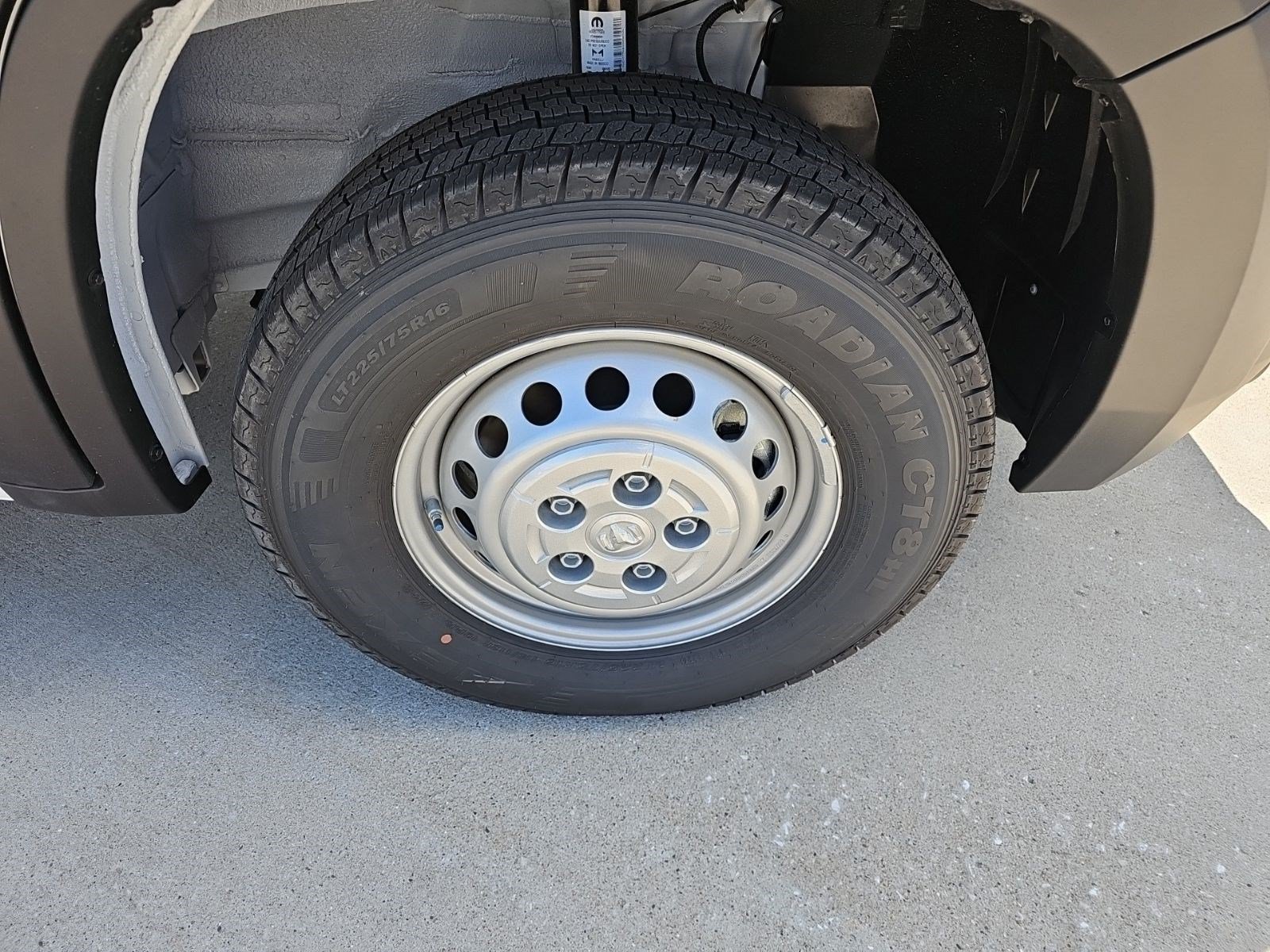 Photo 8