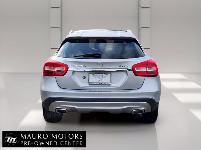 Used 2017 Silver Mercedes-Benz GLA 250 image 5