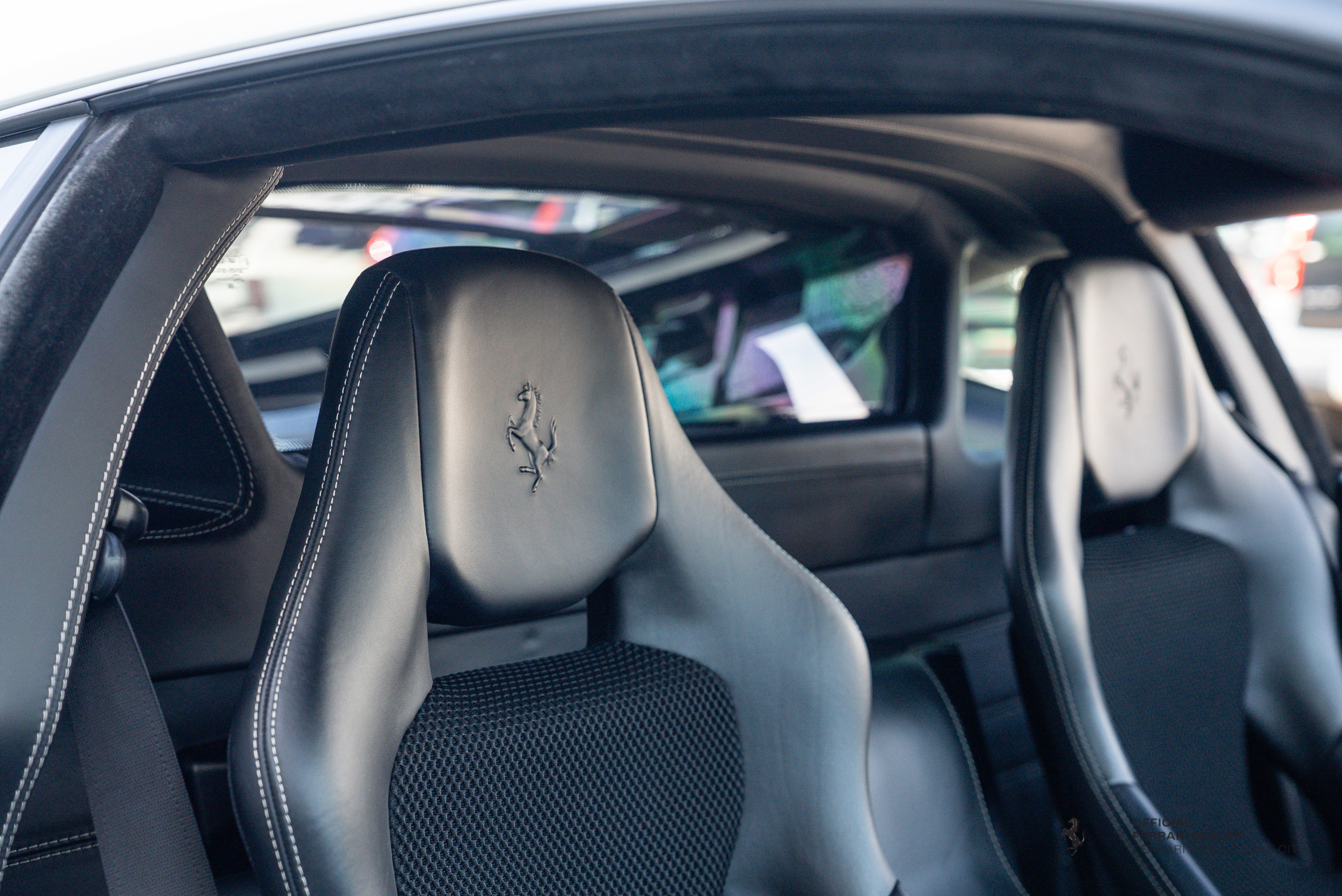 Used 2009 Bianco Avus Ferrari  image 25