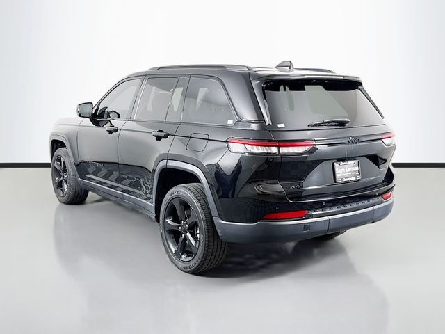 Used 2023 Black Jeep Altitude X image 5