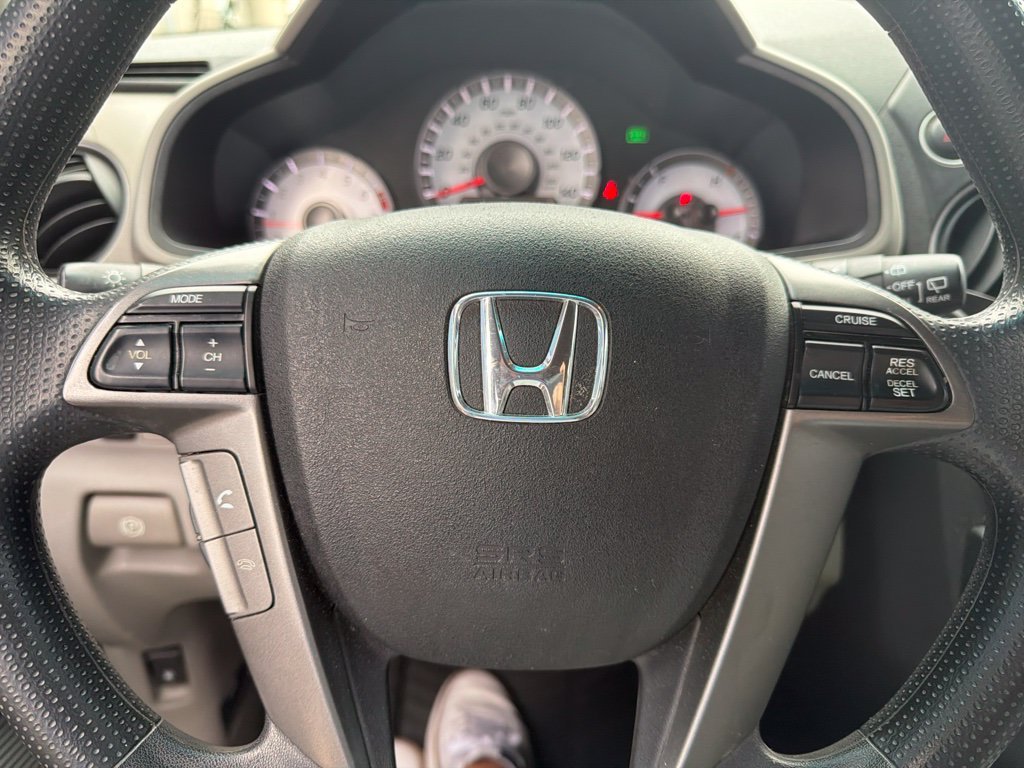 Used 2015  Honda LX image 13