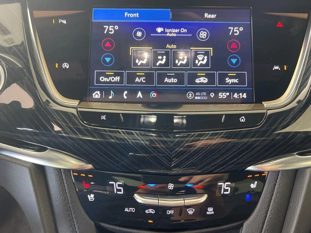 Used 2025 Silver Metallic Cadillac Premium Luxury image 17