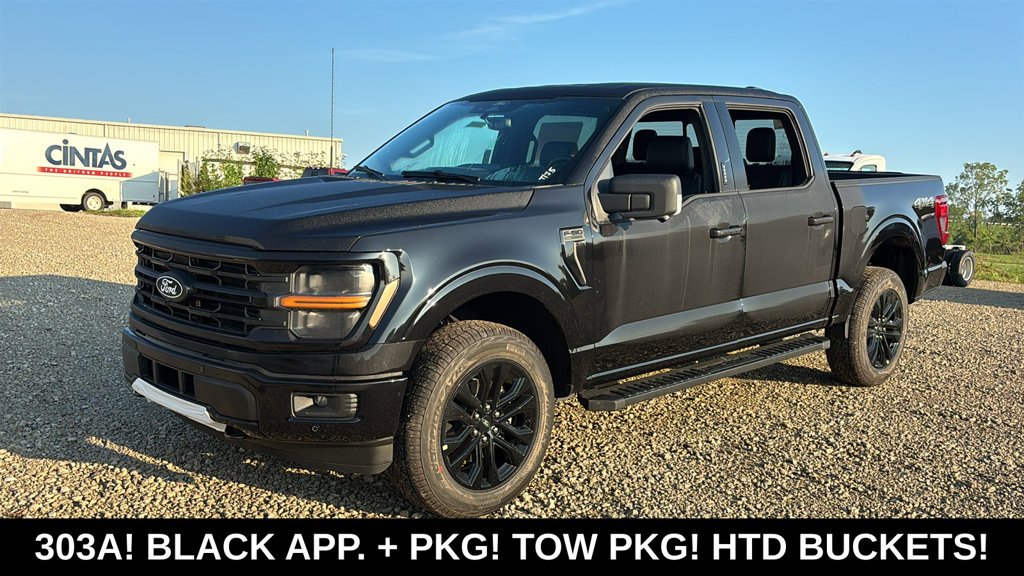 New 2026 Agate Black Metallic Ford XLT image 3