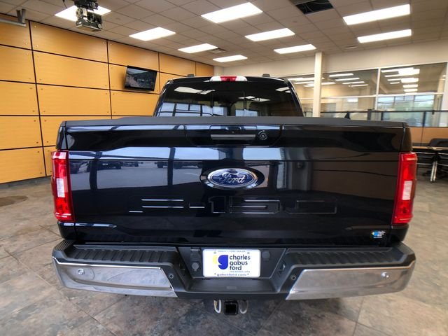 Certified Used 2021 Blue Metallic Ford XLT image 6