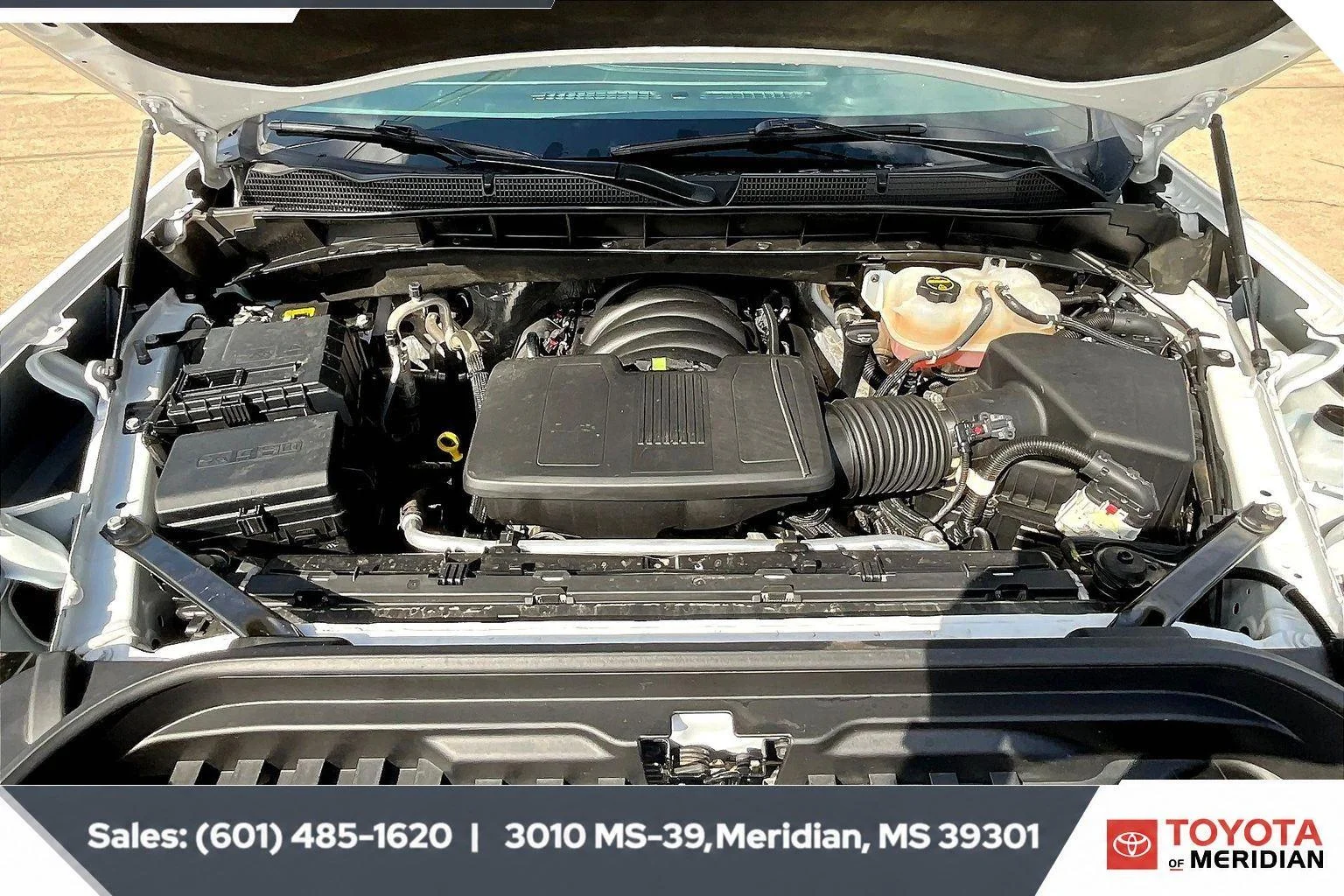 2024 GMC Sierra 1500 SLT - Photo 8