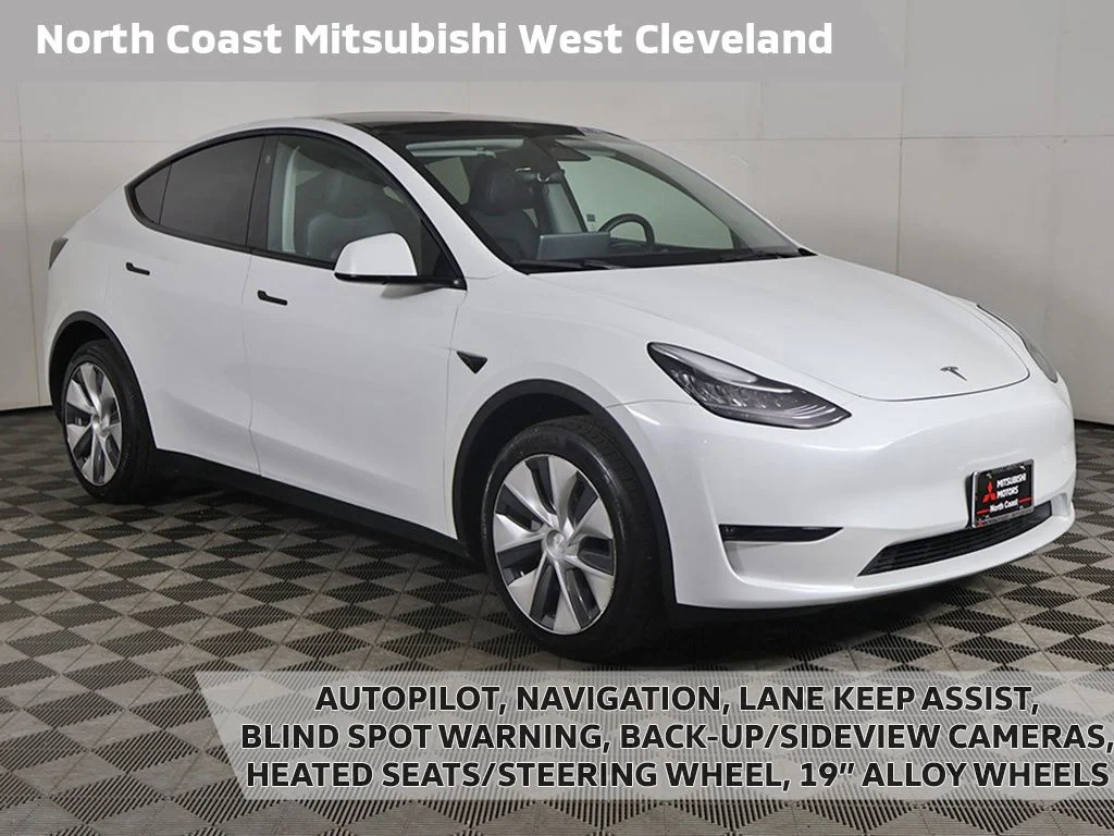 2023 Tesla Model Y Long Range Dual Motor All-Wheel Drive's photo