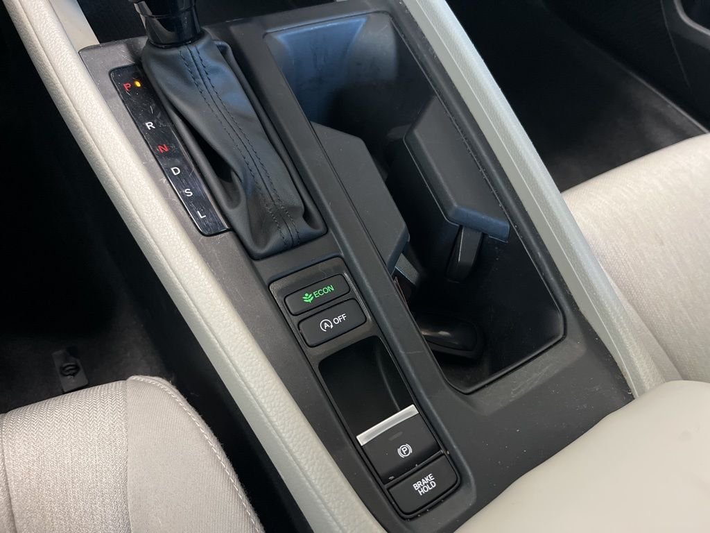 Used 2023 White Honda EX image 17
