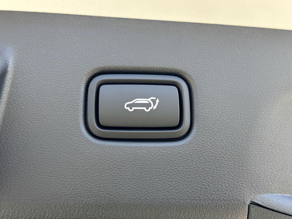 New 2025 White Hyundai Limited image 19