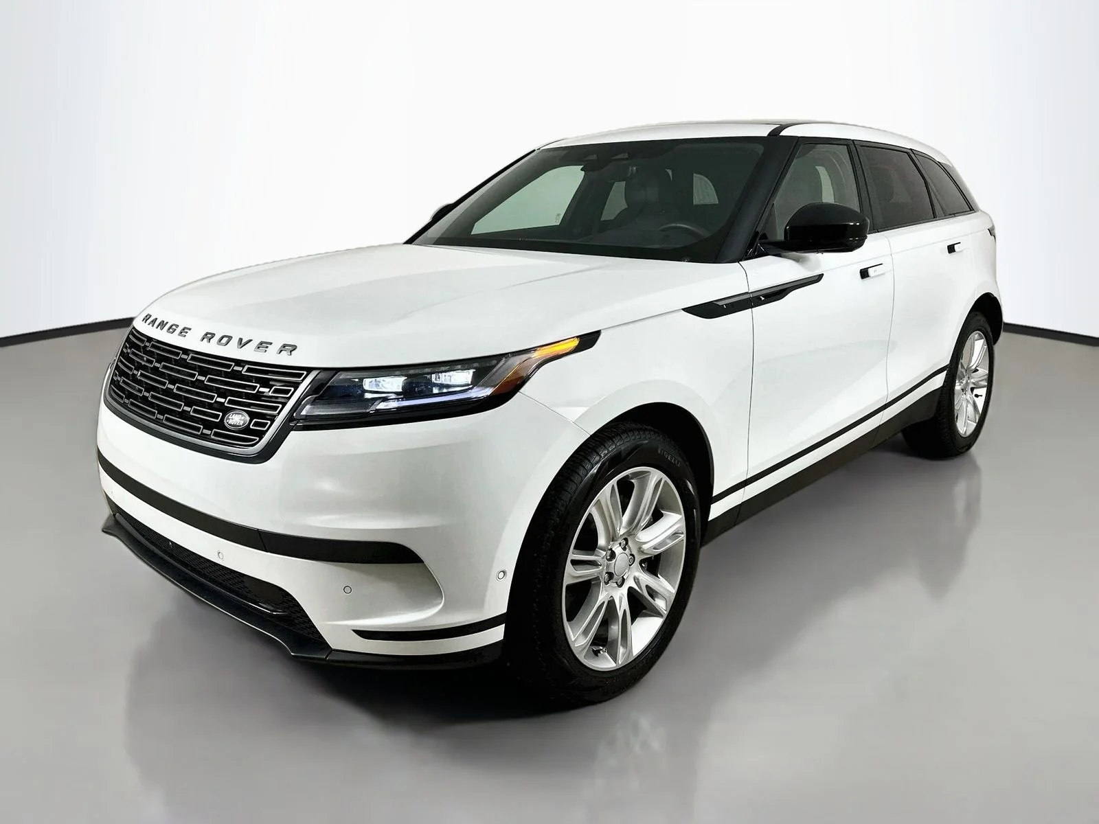 2026 Land Rover Range Rover Velar
