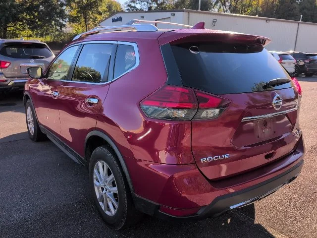 Used 2017 Red Nissan SV image 5